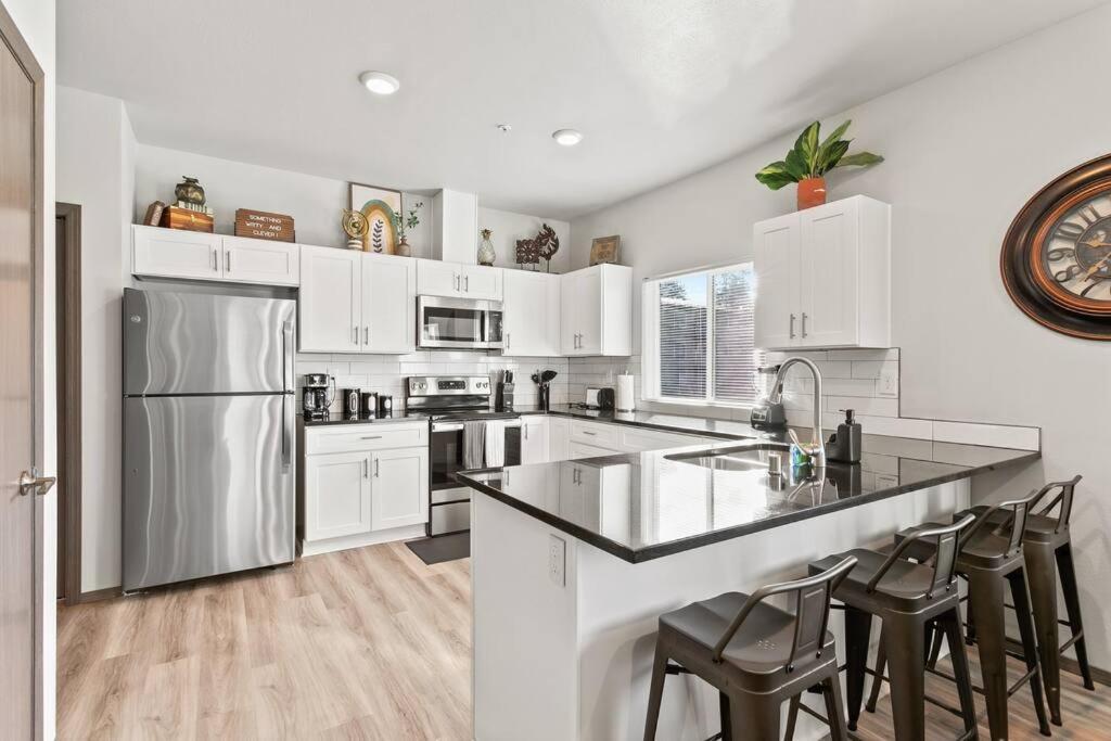 Brand New 2 Bed 2 Bath Near Perry District And Dt Apartamento Spokane Exterior foto