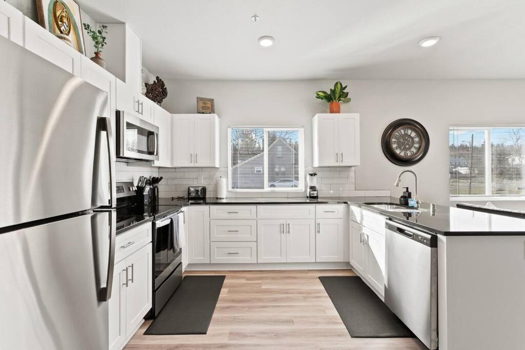 Brand New 2 Bed 2 Bath Near Perry District And Dt Apartamento Spokane Exterior foto
